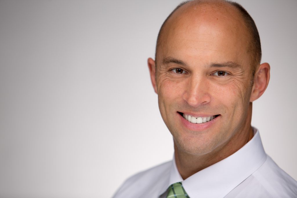 ChiroHealth_'s tweet photo. Dr Mason Orth is especially interested in helping people suffering from chronic pain &amp; has led the way among Fargo #chiropractors with new technologies to help treat chronic pain without drugs or surgery.

Call us at (701) 451-9098 &amp; book an appointment! https://t.co/vXp75KiLaP https://t.co/A4pRI6irCy