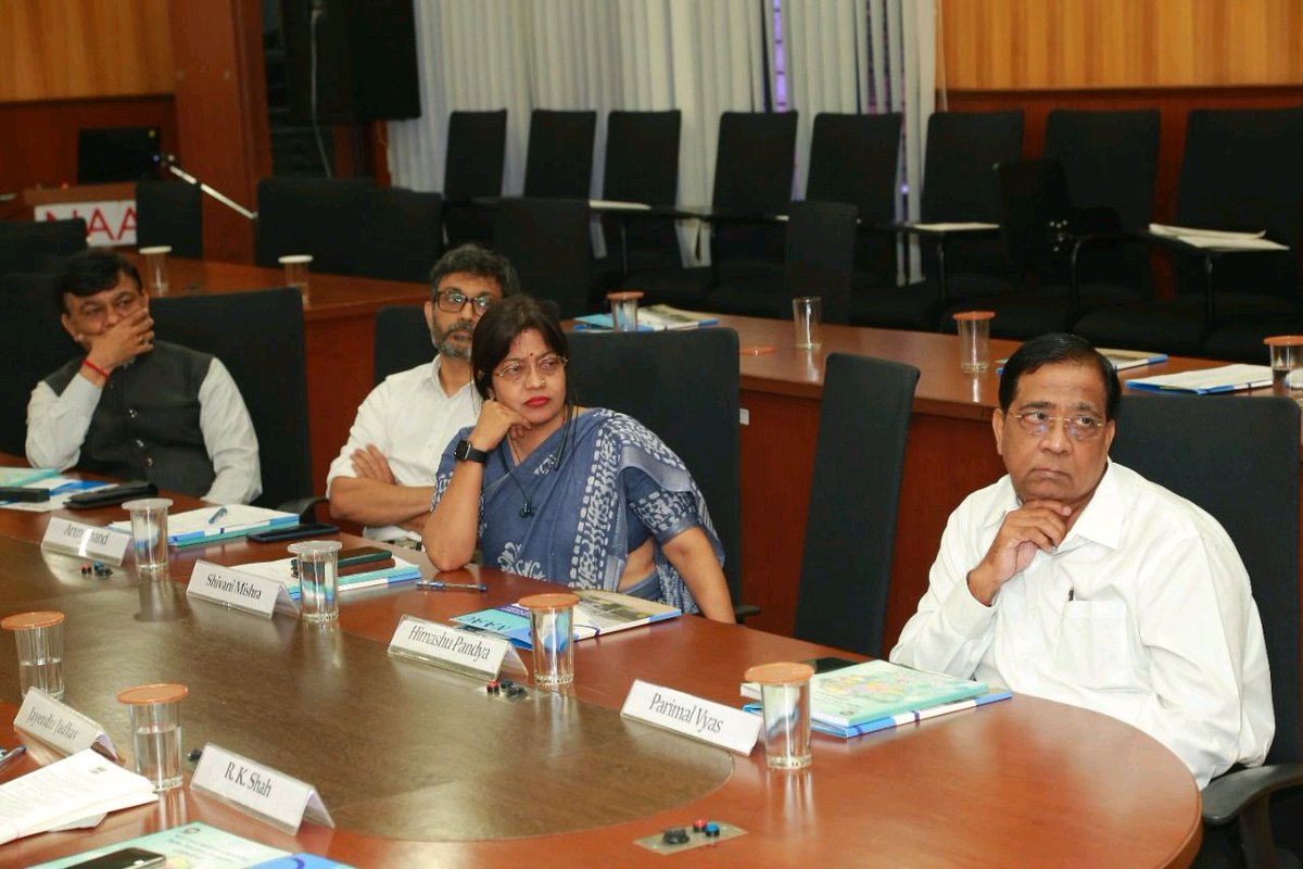 shivanikdmishra's tweet image. Honored by NAAC Director Dr. SC Sharma on releasing a state-level accredited report of Gujarat. A learning journey as part of the research committee member in the preparation of the report. 
@EduMinOfIndia @ugc_india @spunivgujarat