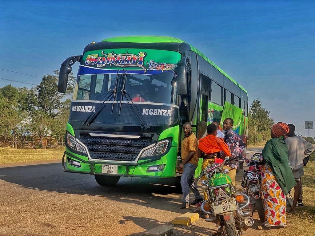 mwanza_buses's tweet photo. Lipi unalikumbuka katika route yao ya Mbeya to Mwanza
@BusesMwanza
#sabuniexpress https://t.co/otyNu7RZ4H
