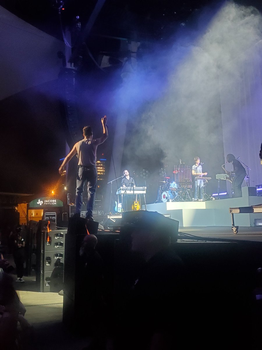 ryanpatrickh's tweet photo. @carlyraejepsen Finally home! @bleachersmusic  was incredible too. Great venue. The weather was nice, we missed the storm, the crowd was electric, the young kid opening had a beautiful voice &amp; both headliners were so fun. God I love that live music is back &amp; we have @headandtheheart next week! https://t.co/WX5xj5bbl6
