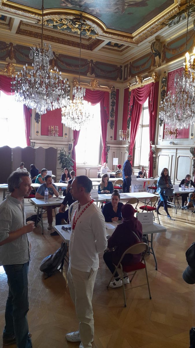 LeoLagrangeLyon's tweet photo. Participation de @LeoLagrangeLyon au forum emploi organisé par les partenaires Emploi et la ville de Lyon ce mardi 20/09. Une occasion supplémentaire de renforcer nos équipes sur les ALAE. Bienvenue à tous les nouveaux candidats au sein de notre Fédération. Prochain RDV le 27/09 https://t.co/6bEIqe3dSC