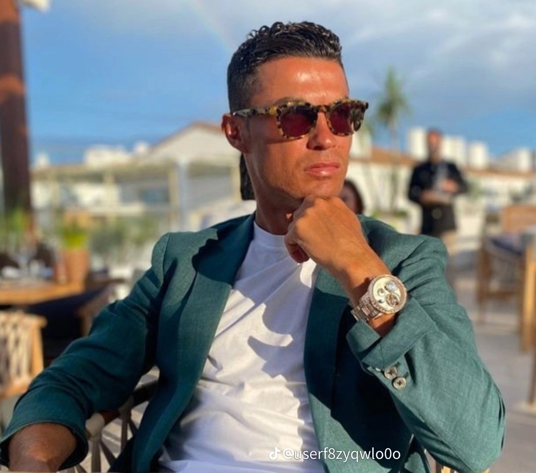 chipthroughball's tweet image. Just got blocked by another girl.