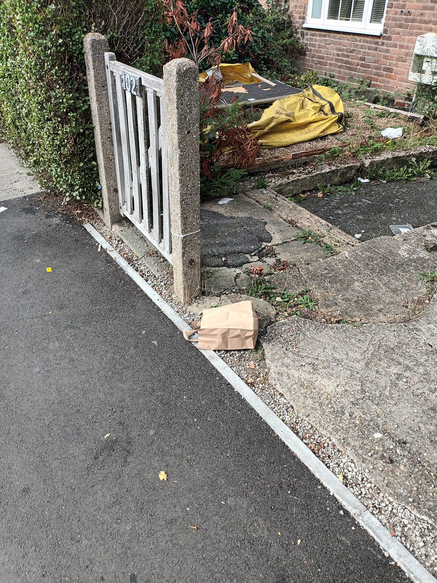 rob tweet media