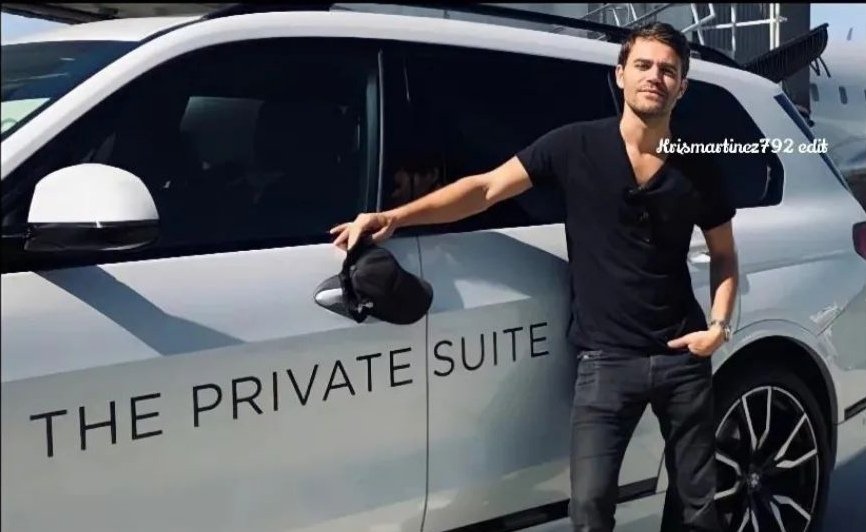 Iniziai a chattare con un paul a inizio marzo credevo fosse un fake allora gli chiesi per crederti dimmi qualcosa che nn sa nessuno e leggwro piu in la mi disse della separaxione e du rispettare la privacy era il vero paul nessunpotevasaperecio'hotuttelechat🙄🙄🙄🙄