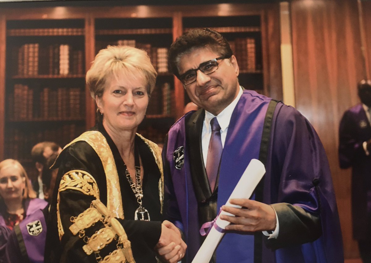 ShiyamKumar1's tweet photo. Life continues to offer to those who dare to dream and never stop working on their dreams. Happy and humble to share. Received FRCP at RCP London yesterday evening. #FellowRCP https://t.co/fH0waEsJiv