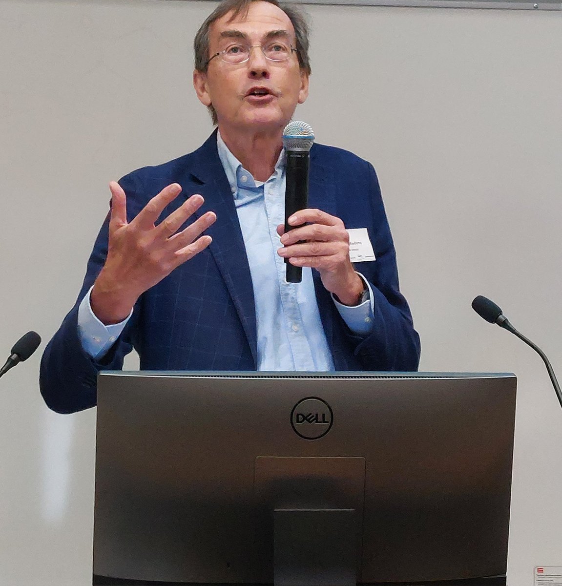 SilviaCDobre's tweet photo. #NWB2022 2nd day @UniTurku starts with @MiedemaF keynote "Transition to #OpenScience", a tour de force on re-thinking the recognition, incentives &amp; rewards.
Interesting @UniUtrecht TRIPLE model: team #research #impact #professionaldevelopment #performance #leadership #education https://t.co/ITNsU0cK2t