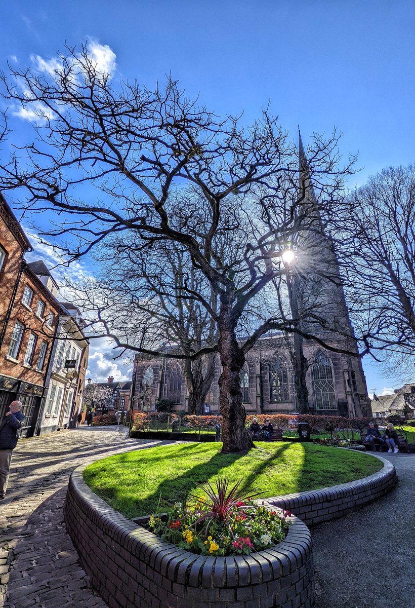 Lee Roberts tweet media