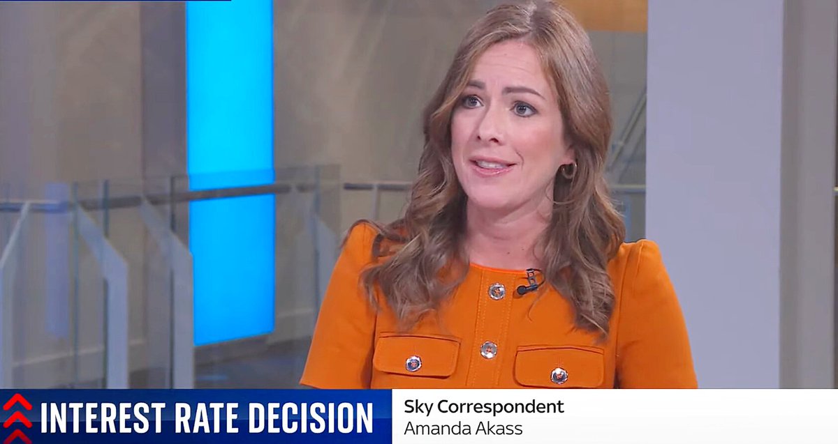 LightHackers's tweet photo. This morning presenting The Early Rundown, @ChloeCulpan with Pres Friend, @amandaakass reporting on today's government announcement to tackling rising rates, and PMs US visit among other day's headlines. https://t.co/HbYRh2tcCk
