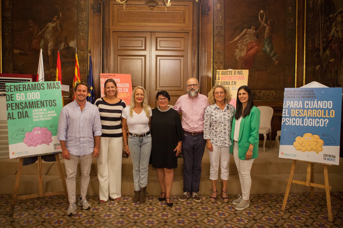 🏅El jurado del VI Premio Solidario <a href="/Essentia_ideas/">ESSENTIA CREATIVA</a> conversó sobre la importancia de la #SaludMental y porqué eligieron a @ASAPME como ganadora de esta convocatoria
<a href="/juanroyoabenia/">Juan Royo Abenia Goyanes Tul</a> 
<a href="/claraarpa/">Clara Arpa</a> 
<a href="/SierraAlvaro/">Alvaro Sierra</a> 
<a href="/IsabelPradera/">Isabel Pradera</a> 
#EntrenaTuMente 
¡Gracias!