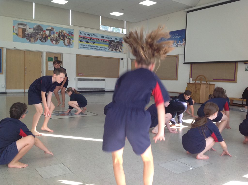 Class11AD's tweet photo. Balancing and travelling in Gymnastic #wlsp https://t.co/v9csY5P36V