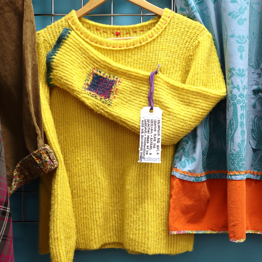 StitchedUpCoop's tweet photo. INSTORE // As part of our tenth birthday celebrations, we put together an exhibition of community makes - items that have been made from scratch, mended or upcycled by our wonderful customers and volunteers.
If you want to check it out, pop in during opening hours.
✂️🌍️👗👖♻️ https://t.co/V4HHlKL3dg