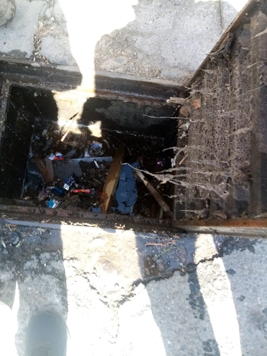 ⛈🌨KIŞA HAZIRLIK🌨⛈
Kanalizasyon ve Yağmur suyu hattının işlevini daha rahat sağlaması ve oluşabilecek olumsuzlukları önlemek amacıyla yaklaşan kış mevsimi öncesinde tahliye noktalarında temizlik çalışmalarımız devam ediyor.