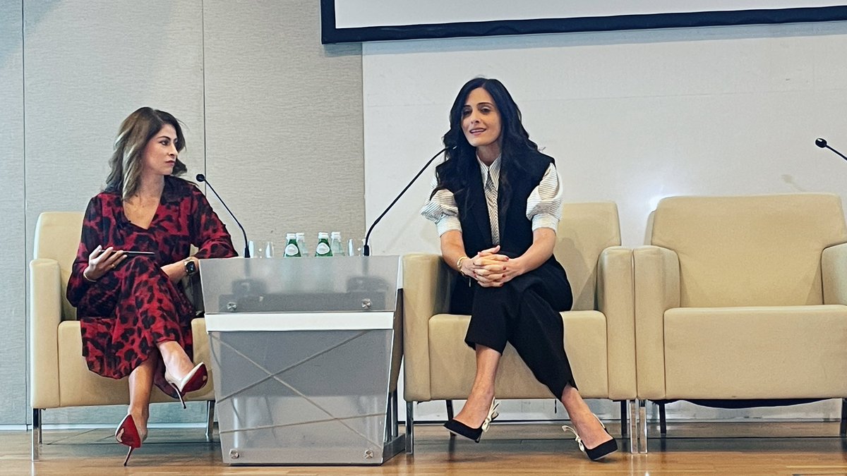 A_Berzosa's tweet photo. Starting the day with an exclusive firechat with the amazing Samar Akrouk.
@DBWC_UAE
#DBWCFORUMS
#WomenInMedia #MediaInfluencers https://t.co/ZsnXVncSvy