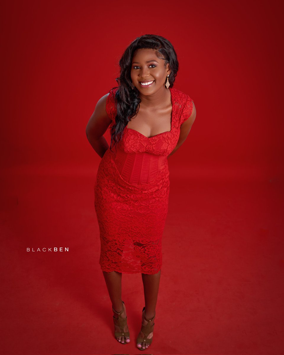 Blackben_image's tweet photo. Ireoluwatomiwa in a Red dress 💃
📷 : @Blackben_image 
💃 : @IShaniyi https://t.co/H1vp1BF6ey