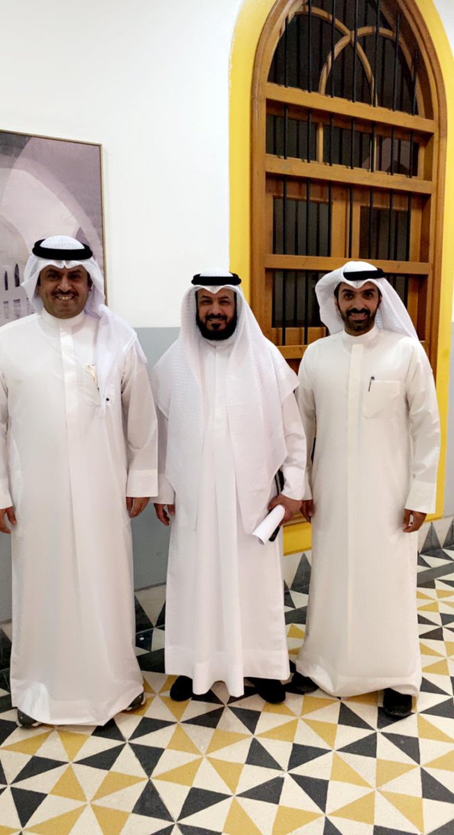 M_ALBARGHASH's tweet photo. الأن #عبدالله_البرغش في المحكمة الدستورية 

, https://t.co/ZRcjIeI2om
