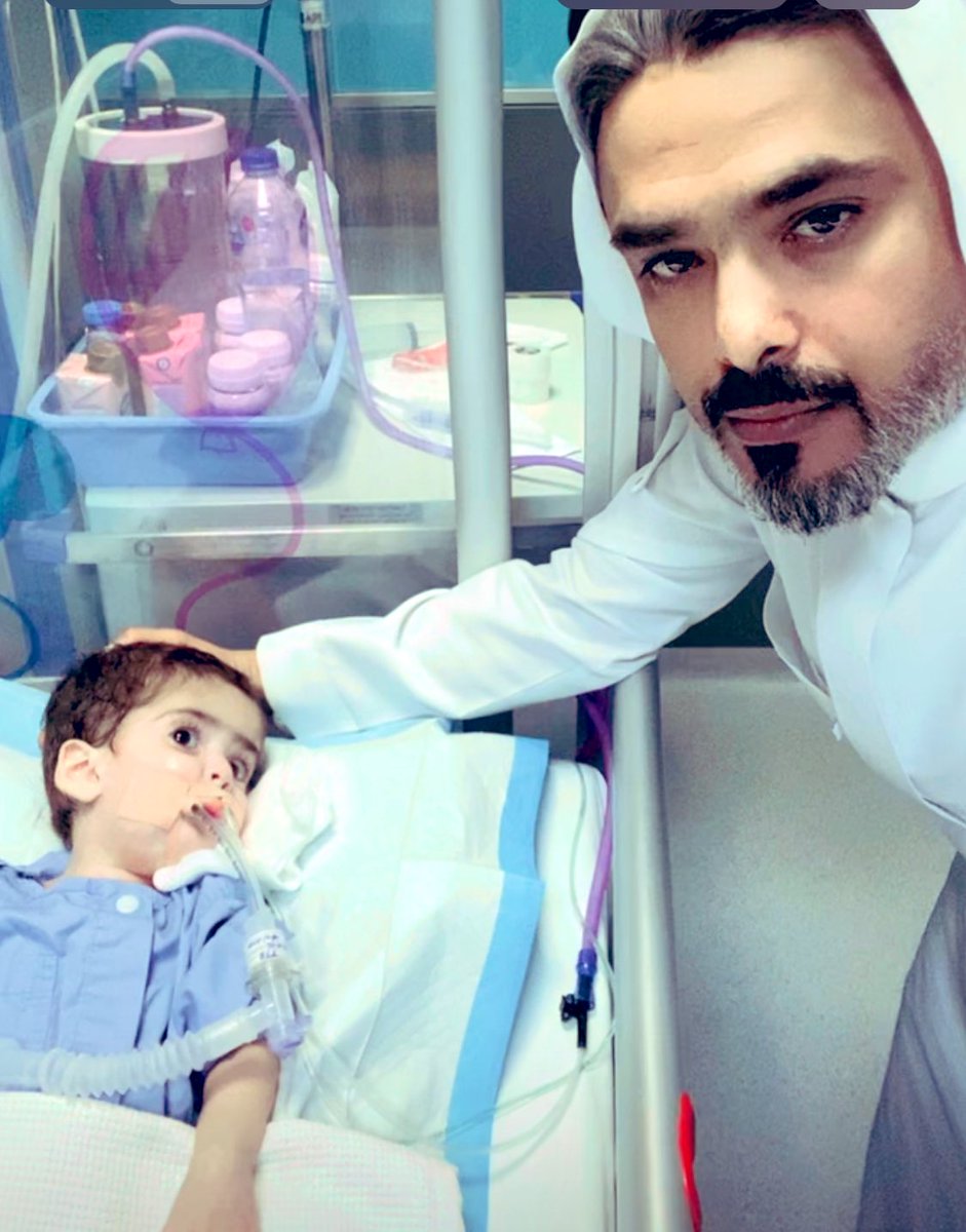 hamd9595's tweet photo. #صالح_ال_منصور
صالح الطفل الثاني ولم اتهنى بشوفته سوا شهرين فقط وباقي عمره قضاها تحت الاجهزة بغرفة العناية المركزة وهو الان يبلغ من العمر سنه وثلاثه اشهر تنازلت ان كل شي وفضلت الجلوس بالقرب منه. خوف ان يشعر بالوحده . لايمكن وصف عمق الألم وانا ارئ ملامح وجهه الطاهر وعجزي في علاجه https://t.co/8ex5Z3guQR