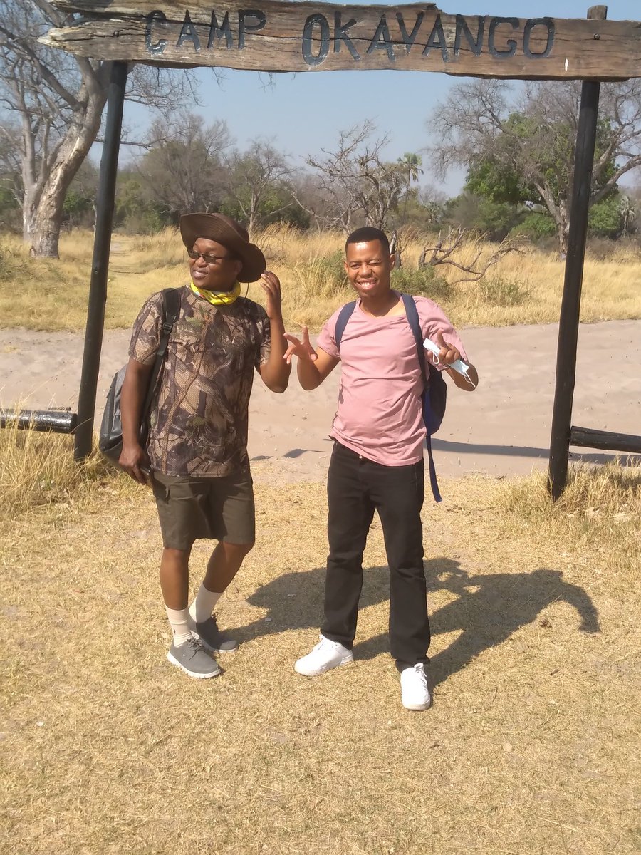 leatile___'s tweet photo. On this day last year this happened #Solocation
Tourist @KristianMmusi
The Pilot @clementts9
Camp Okavango in Okavango delta https://t.co/uxOKjCbbYp