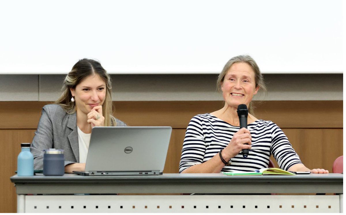 A significant proportion of marine debris originates frm the land, including from agriculture. @FAO & @UNEP took part in 7th Int'l Marine Debris Conference in Busan to spread the word on the importance of tackling agricultural plastics Leave plastics out of our oceans & soils