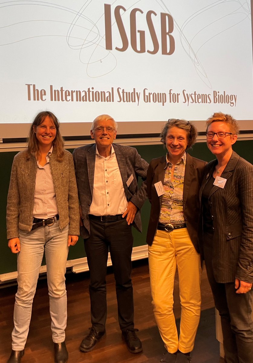 Metabolic Signaling Lab (@thediecklab) on Twitter photo ISGSB meets <a href="/MesiStrat/">MESI-STRAT</a>! Board members Gerburg Wulf <a href="/harvardmed/">Harvard Medical School</a> <a href="/BIDMChealth/">BIDMC</a> & Hans Westerhoff <a href="/VUamsterdam/">Vrije Universiteit Amsterdam (inactief)</a> shared insights into breast cancer metabolism & non-equlibrium thermodynamics in metabolic modeling. #modeling #metabolism #signaling #CancerResearch <a href="/LabOpitz/">Opitz lab</a> <a href="/uniinnsbruck/">@uniinnsbruck@social.uibk.ac.at</a> ISGSB meets <a href="/MesiStrat/">MESI-STRAT</a>! Board members Gerburg Wulf <a href="/harvardmed/">Harvard Medical School</a> <a href="/BIDMChealth/">BIDMC</a> & Hans Westerhoff <a href="/VUamsterdam/">Vrije Universiteit Amsterdam (inactief)</a> shared insights into breast cancer metabolism & non-equlibrium thermodynamics in metabolic modeling. #modeling #metabolism #signaling #CancerResearch <a href="/LabOpitz/">Opitz lab</a> <a href="/uniinnsbruck/">@uniinnsbruck@social.uibk.ac.at</a>