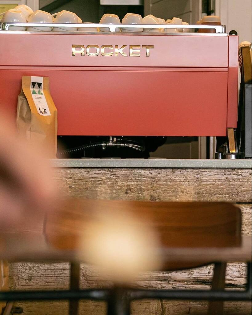 rocketespresso's tweet photo. Coffee at @thedailyroastcy featuring a three group Rocket R9V #rocketr9v #lineaprofessionale #pressureprofiling https://t.co/AYBw1kHMuv https://t.co/LDquMnnhIs