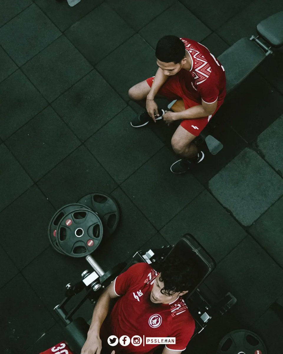 PSSleman's tweet photo. Menambah intensitas latihan dua kali sehari; pagi gym, sore taktikal 🦅🔥

Semoga cepat kembali menemukan performa terbaik kalian untuk laga berikutnya, penggawa! 

#PSS #UnityForOurGlory https://t.co/SDN8PkMsdk