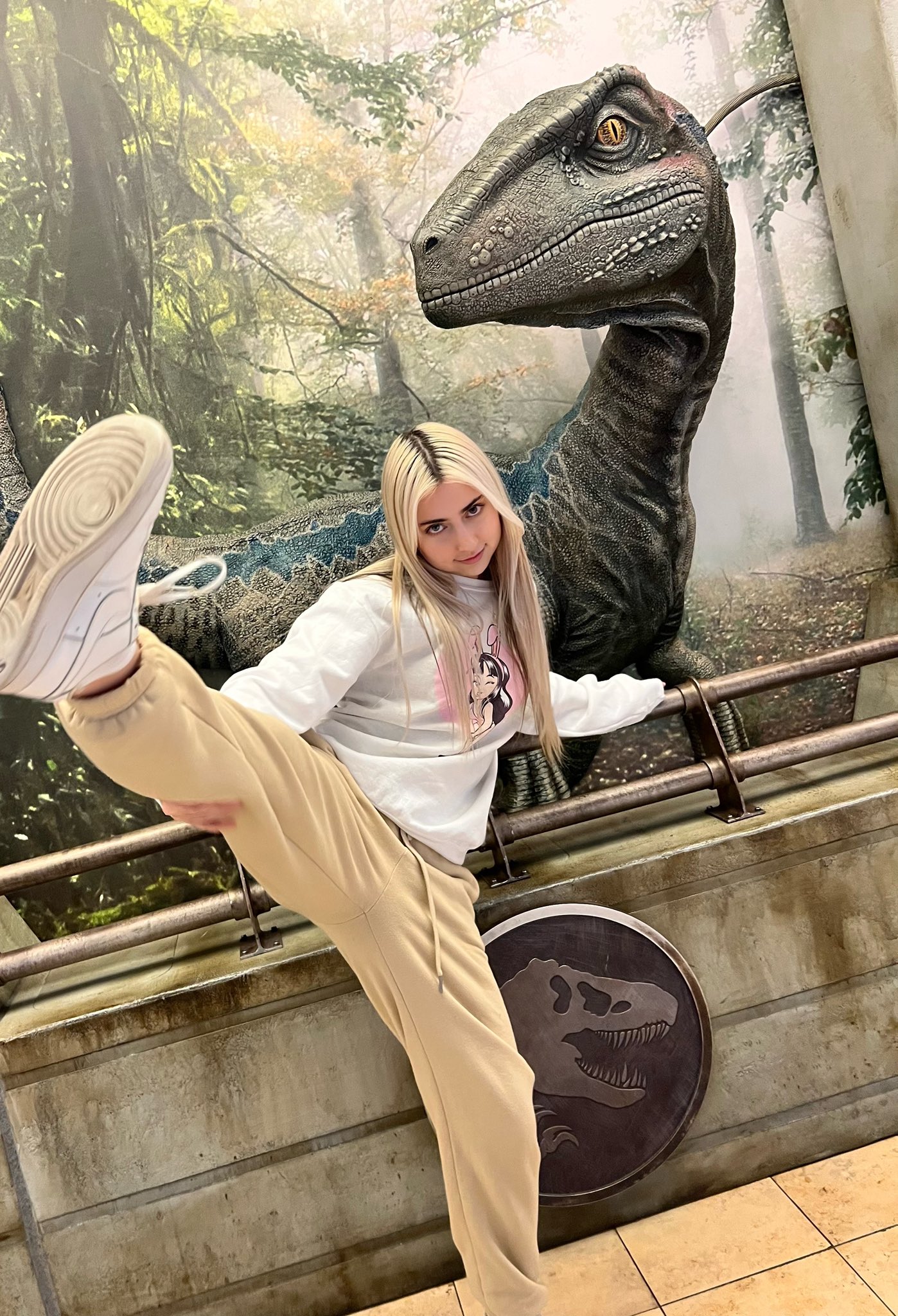 Karrigan Taylor on Twitter: "It’s 3:30 AM and I’m with a dinosaur let’s