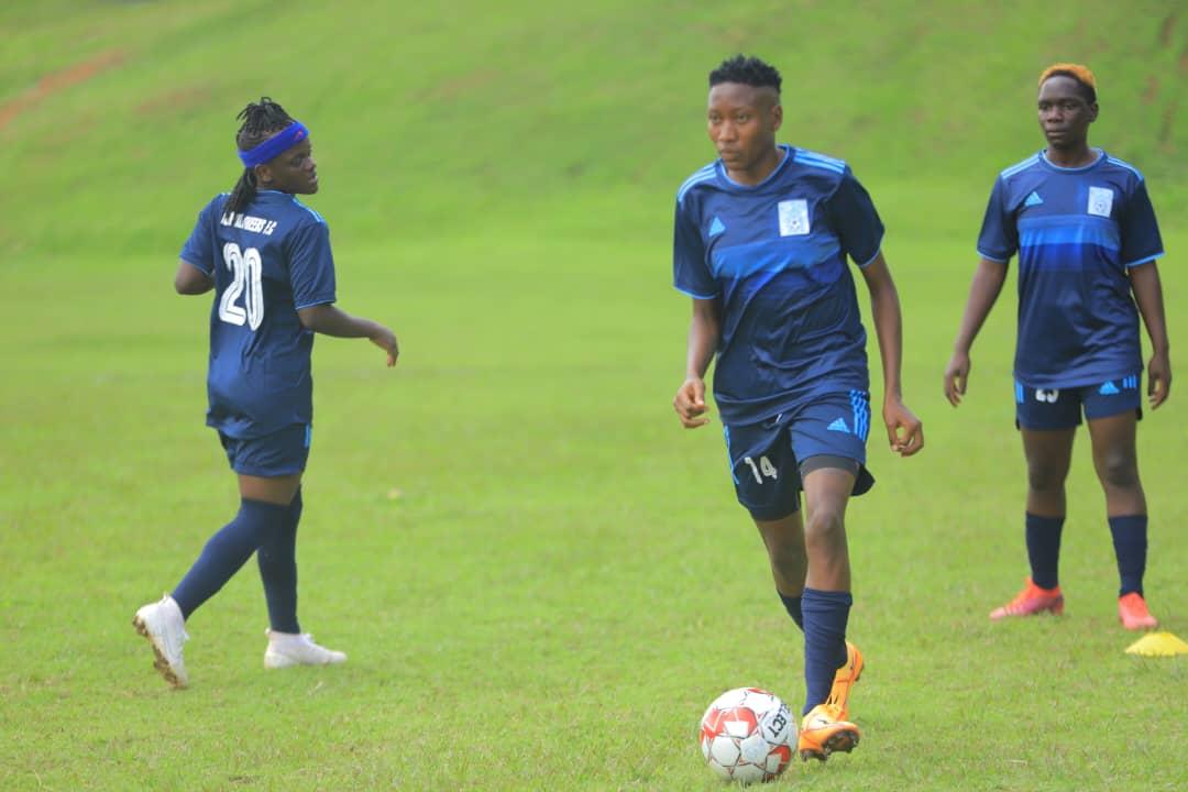SumayaKomuntale's tweet photo. How do I thank Allah for helping me Score The Very first Goal @FcKampala in the Very First match in the Super League.

Proudly a Queen of Soccer. https://t.co/qDfH9OXxsx