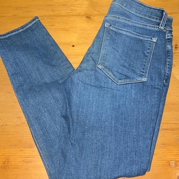 So good I had to share! Check out all the items I'm loving on <a href="/Poshmarkapp/">Poshmark</a> #poshmark #fashion #style #shopmycloset #joesjeans #tahari #nydj: posh.mk/rkAXl1zzwtb