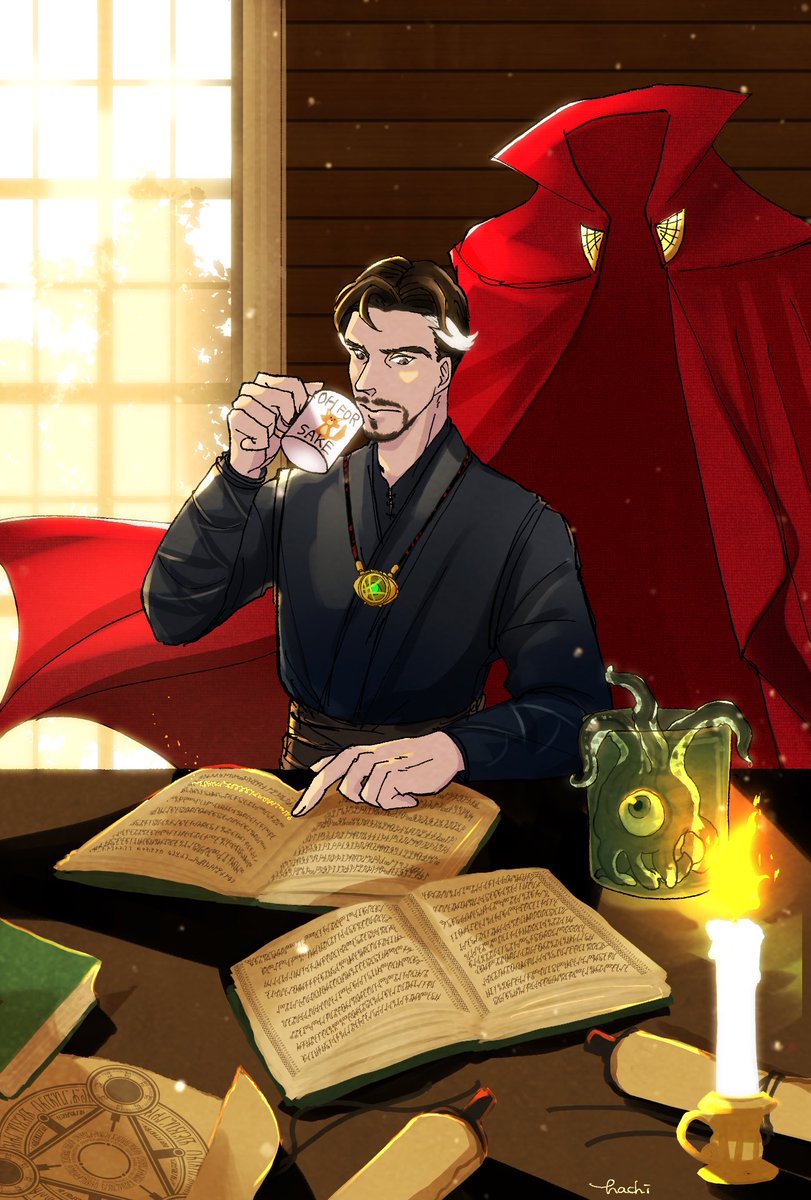 8m90cm's tweet image. 読書中ストレンジ先生
浮遊マントもNWHのマグもかわいい