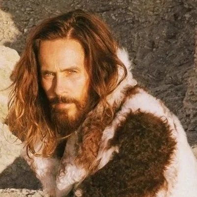 Knockahore's tweet photo. Can we just all stop!!
Climbing in sliders, not good! Fur like coat in boiling sun not good, swimming in a long coat, not good! But no one ever believed @JaredLeto was good did they?
#gucciadidas @GQMagazine #Germany #JaredLeto https://t.co/EvX4sNndLs