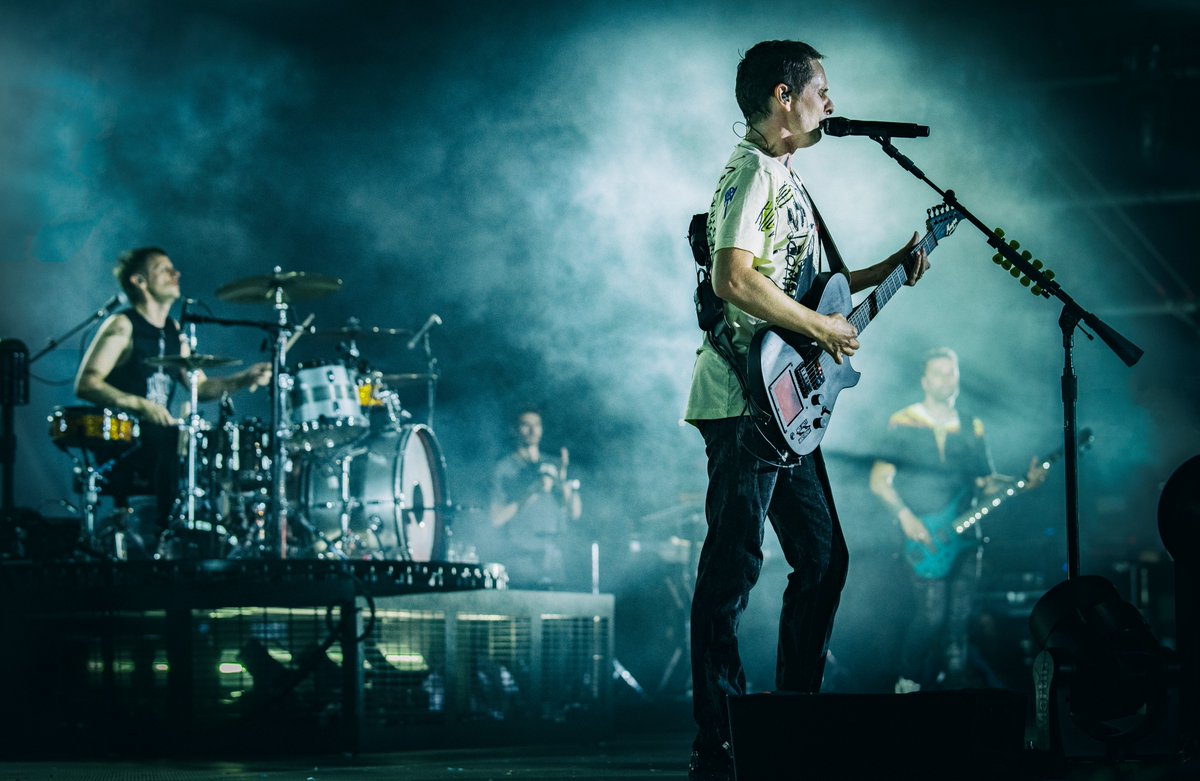museband's tweet photo. France! Tickets for the #WillOfThePeople tour dates are on sale now. See you soon ⚡🇫🇷⚡
https://t.co/PMSnJlhEHl
📷 @hapevv https://t.co/8TX88ztA3F