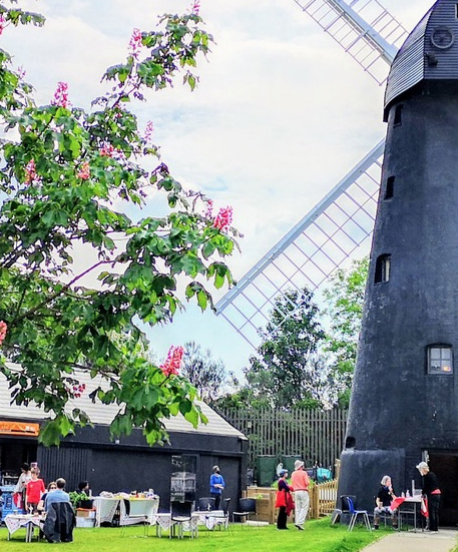 InStreatham BID tweet media