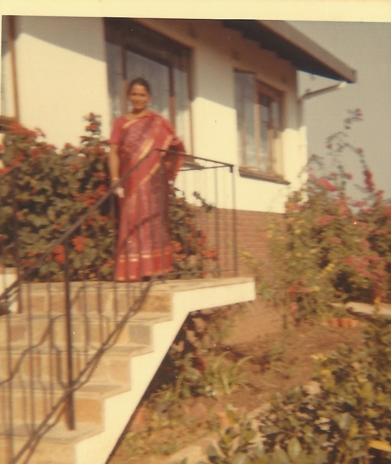 shessite's tweet photo. Today is 13 years since my #Amma passed away. My mother was a graceful elegant but strong woman sending 9 children to higher education - 6 in #publicservice as now are many of her grandchildren. Mostly in health and social services. #Humbling but #Proud https://t.co/rBiSAdkcgL