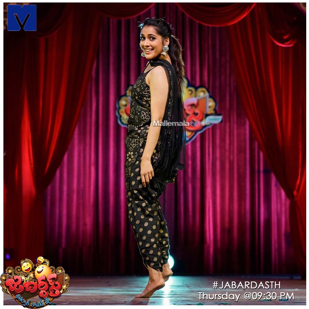 mallemalatv's tweet photo. #RashmiGautam #Jabardasth https://t.co/3zfhM4L1Gb