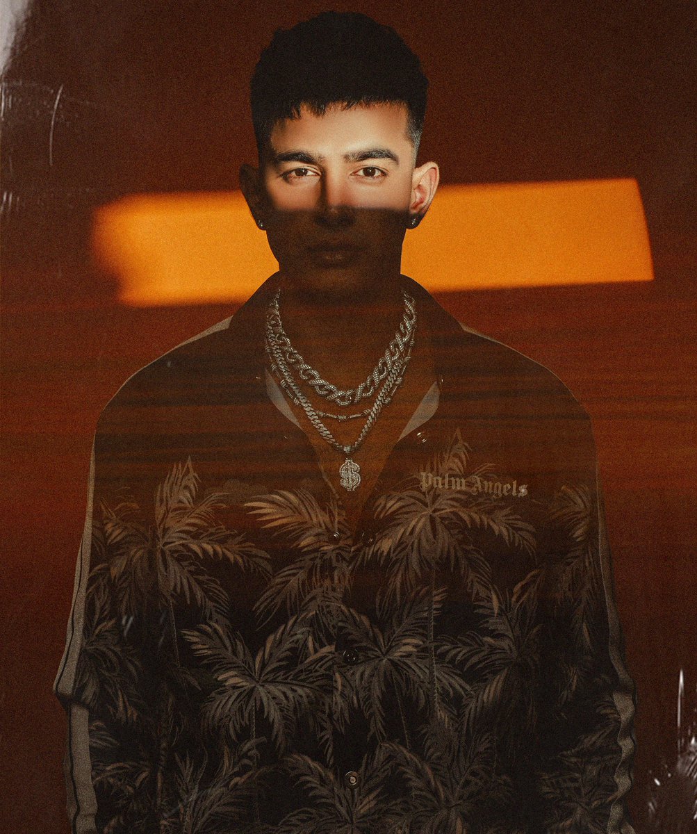 iJassManak's tweet photo. Enjoy Love Thunder Album 🪐 https://t.co/VZj4EkdCdj