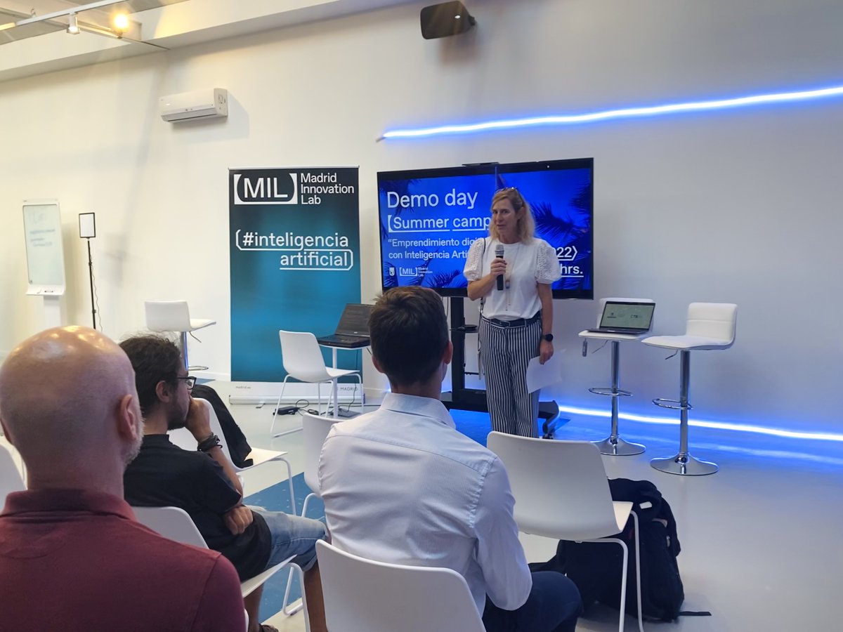 milmadrid_'s tweet photo. ¿Quieres conocer los #Proyectos de los alumnos de la primera edición del summer camp del MIL "#EmprendimientoDigital con #InteligenciaArtificial"?.
🙌Arrancamos con los pitches. 🚀
Únete en directo 🔴 al Demo Day 👉 https://t.co/7zGSzOUFik
#MadridaMIL #MILMadrid #EventosMIL https://t.co/otQArXn3ZF
