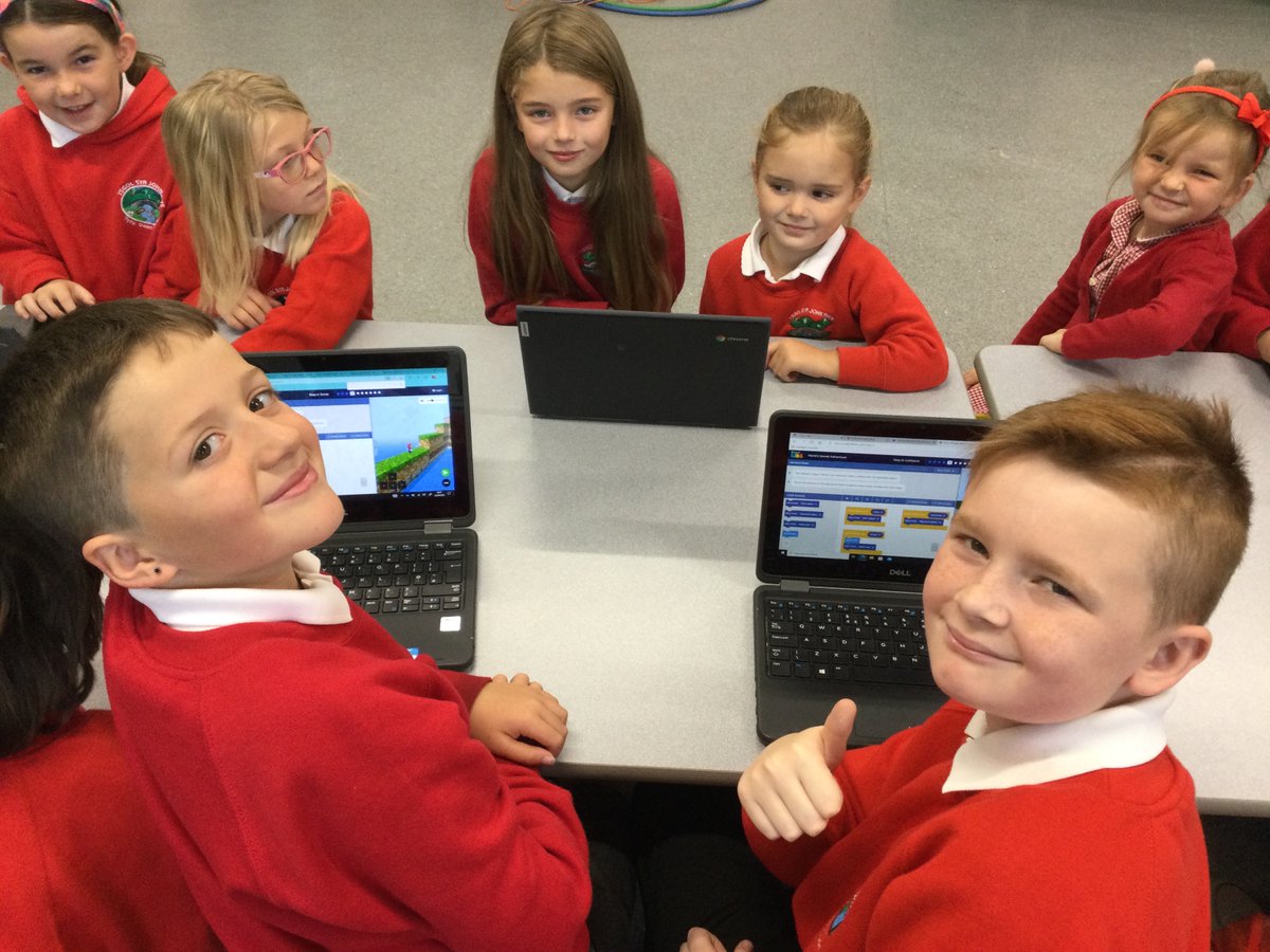 Codio yn y clwb brecwast!  Deffro'r meddwl drwy greu llwybrau cywir i Mario. <a href="/ErylJones12/">Eryl Jones</a> <a href="/KayVobeMorris/">Kay Morris</a> #NationalCodingWeek #digitalwizards #dewiniaiddigidol