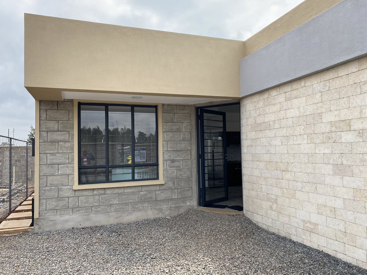 saomba's tweet photo. Mutua

🏠 3 Bedroom Flatroof Bungalow
📍 RUIRU MUGUTHA
🏷️ 6.5M
*SHOWHOUSE READY*
☎️ 0757 532 572 https://t.co/GHAlQLLIzo