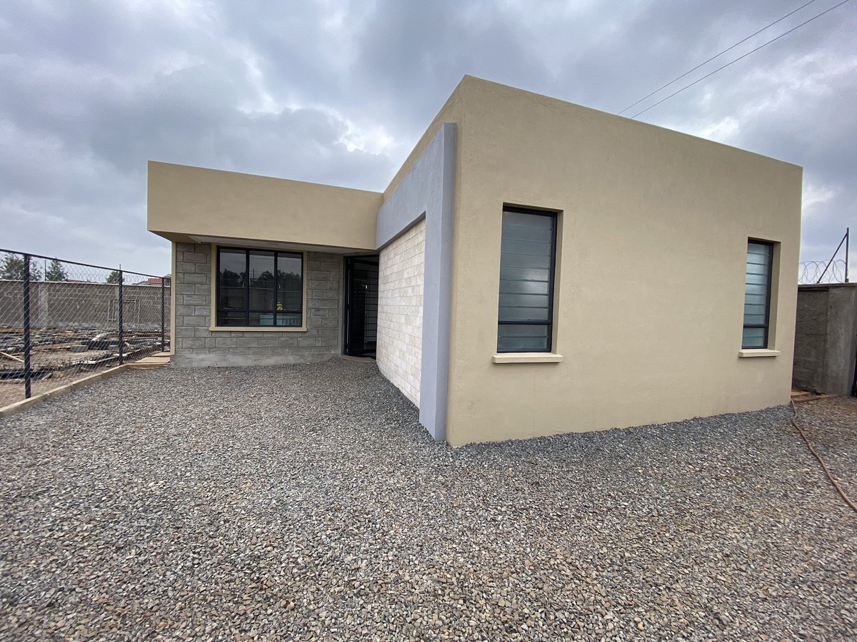 saomba's tweet photo. Lilian

🏠 3 Bedroom Flatroof Bungalow
📍 RUIRU MUGUTHA
🏷️ 6.5M
*SHOWHOUSE READY*
☎️ 0757 532 572 https://t.co/JlsZbrjsEt
