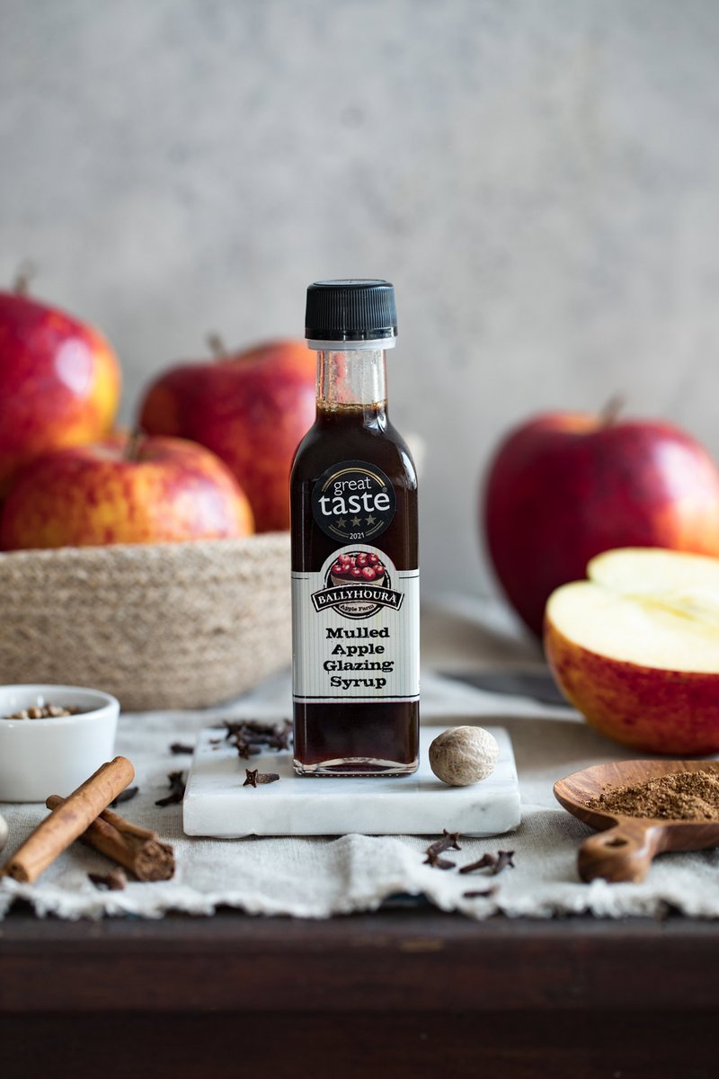 ballyhouraapple's tweet photo. There's still time to pick up a bottle of our 3 star award-winning Mulled Apple Glazing Syrup in @lidl_ireland stores nationwide. It adds delicious flavour to cooked ham joints and that's just one of its many uses in the kitchen!😍

#KickstartProgramme #IrishApples https://t.co/oJs5nKOnHJ