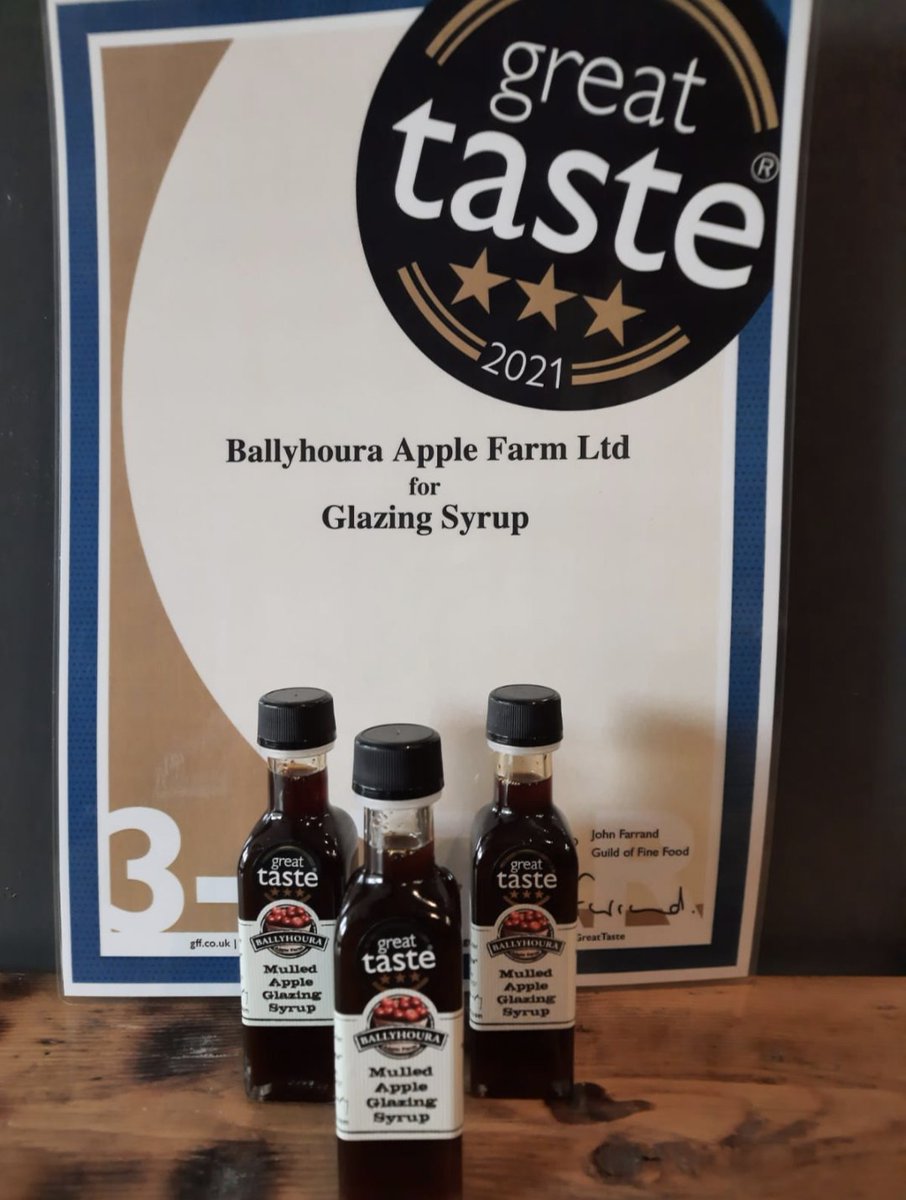 ballyhouraapple's tweet photo. There's still time to pick up a bottle of our 3 star award-winning Mulled Apple Glazing Syrup in @lidl_ireland stores nationwide. It adds delicious flavour to cooked ham joints and that's just one of its many uses in the kitchen!😍

#KickstartProgramme #IrishApples https://t.co/oJs5nKOnHJ
