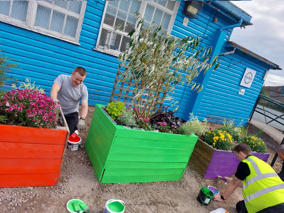 JasonB111888's tweet photo. Great doing stuff for a community project yesterday with work colleagues , for children with special needs , bit of digging , planting and painting in Chester . Giving up a few hours of your time can help things so much . https://t.co/vDoFo1meYb