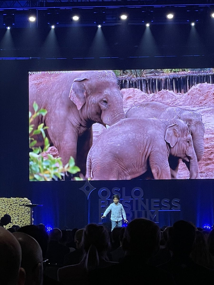 Powerful opening by young Anish. We need to take care of our planet💕 <a href="/obforum/">Oslo Business Forum</a> #Nature