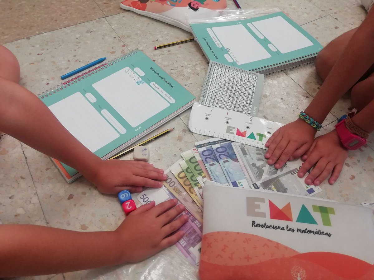 SanGabriel_MDR's tweet photo. En las clases de tercero sí se juega. Entusiasmados con las matemáticas.
#entusiasmat #gabrielistasmadrid #gabrielistascontigo #sgprimaria https://t.co/orNaBPNi77