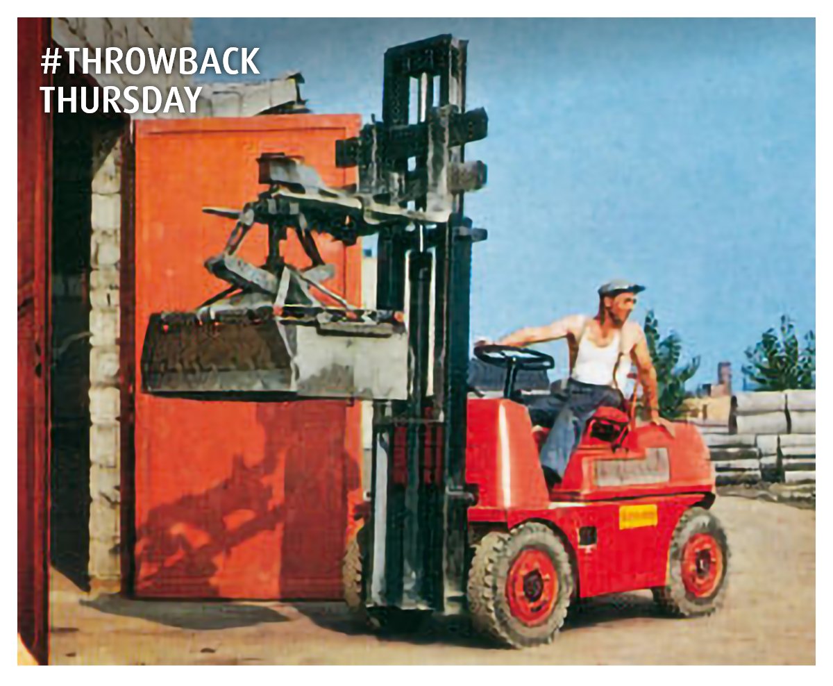 MotracNL's tweet photo. #ThrowbackThursday 🔙 Deze 'Linde' Güldner Hubtrac uit 1959 was de eerste heftruck met hydrostatische aandrijving. Tegenwoordig heeft iedere Linde heftruck met een verbrandingsmotor een hydrostatische aandrijving. Meer weten over de Linde Hydrostaat? https://t.co/zxul0oP4Qz https://t.co/Lrs1oqmmt8
