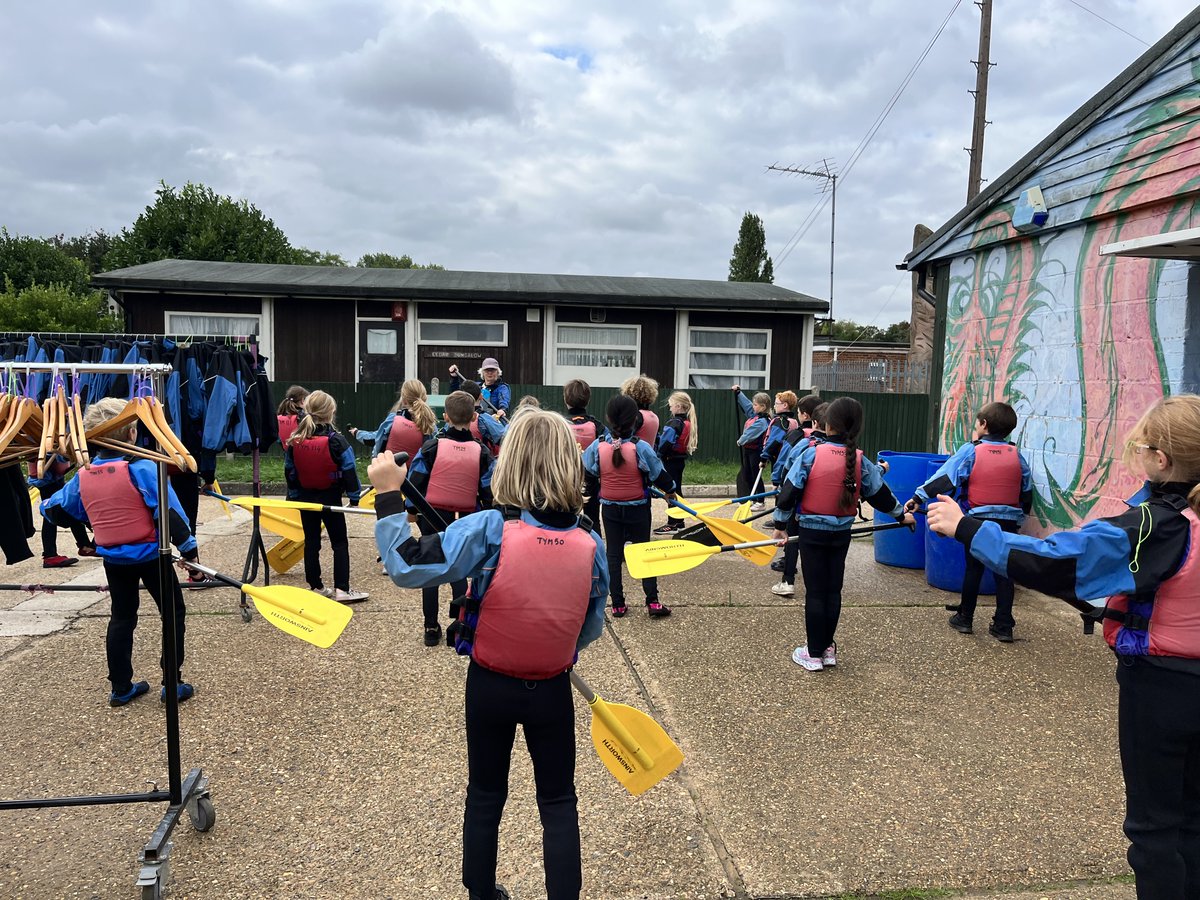 westongreensch's tweet photo. Last week, Year 4 went to THAMES YOUNG MARINERS (TYM) @SOLDoutdoors for 3 days of challenging and enriching activities including kayaking, paddle boarding, raft building and of course toasting s'mores around a campfire! #WGSEnrichment #WeGuideSuccess #teambuilding https://t.co/hxDjJYm63x