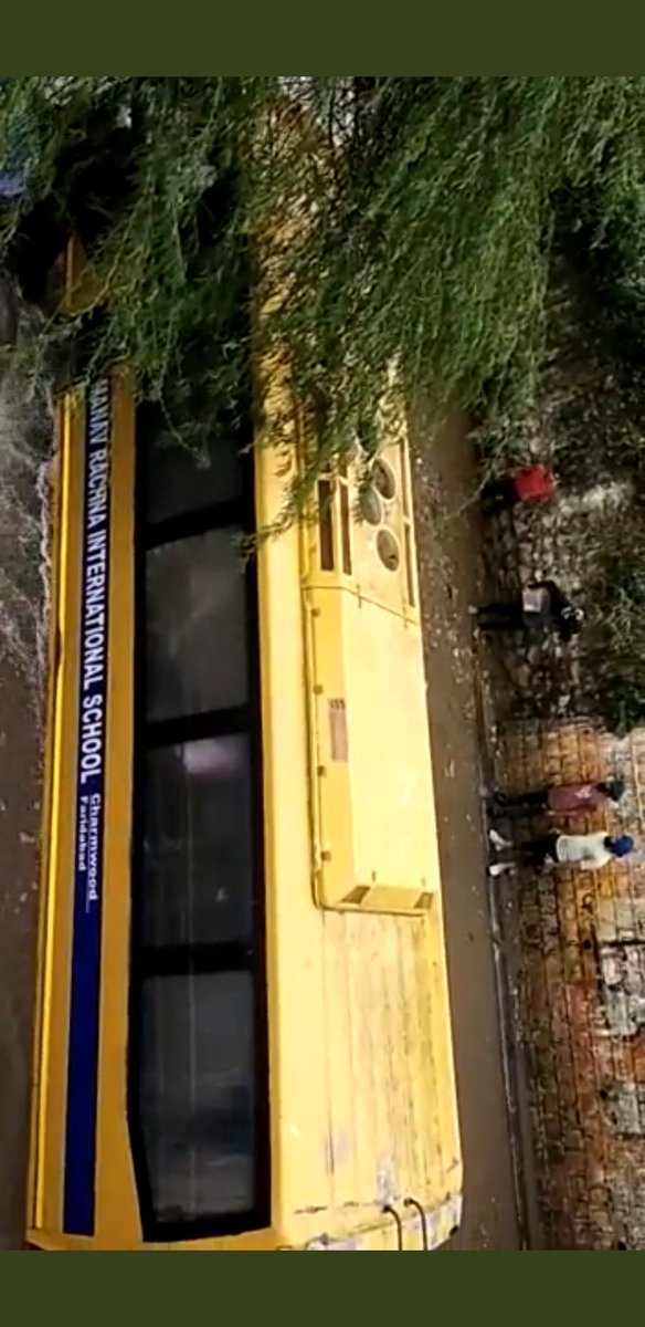 Abhishekh1728's tweet photo. @sardesairajdeep See here the case in Faridabad where a school bus got stuck in water logging in an underpass, thankfully the children were rescued but after a lot of time and efforts. Are we waiting for some mishappening, then only the govt, administration will wake up? https://t.co/RC1OJh42ul