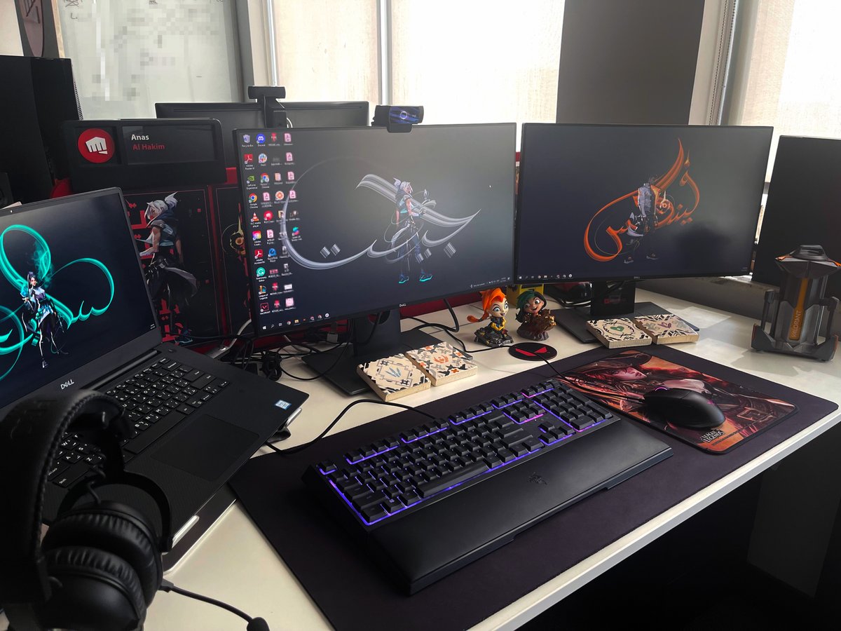 RiotNomads's tweet photo. This is my #LifeAtVALORANT Office edition!
Should i do home battle station next? π€ https://t.co/OhIimPCCuj