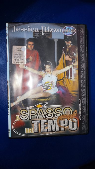 Buongiorno amici porcelloni 👄 oggi &egrave; appena uscito il film completo "A Spasso Nel Tempo" per guardare<a href="/tag/dogs"class="tags"><span>#dogs</span></a><a href="/tag/animallovers"class="tags"><span>#animallovers</span></a><a href="/tag/jackrussell"class="tags"><span>#jackrussell</span></a><a href="/tag/hotmilf"class="tags"><span>#hotmilf</span></a><a href="/tag/videostar"class="tags"><span>#videostar</span></a>