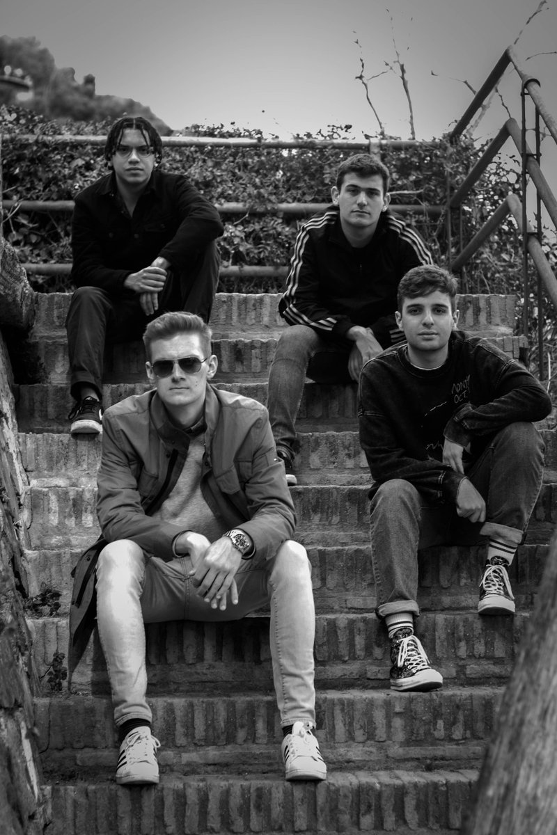 MalagaJuventud's tweet photo. ¿Sabes toda la programación que tenemos en la @cajablancamlg? 🤘🏼
22/9 y 23/9 Actuaciones de comediantes malagueños
30/9 conciertos de #GravityGroove + #Polarnova
1/10 conciertos de #Maenoba y #SorryKini
8/10 Concierto orquesta de flautas de Málaga
+info: https://t.co/YXUf5obo7H https://t.co/hT5v3IxnOl